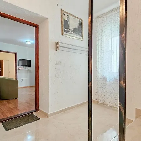 Margarita 1 Apartment